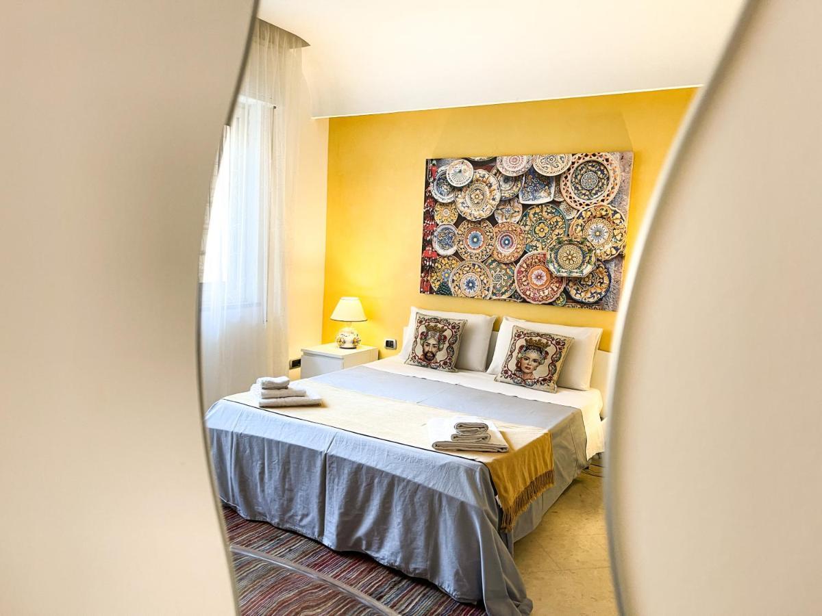 Al Politeama Rooms B&B 팔레르모 외부 사진