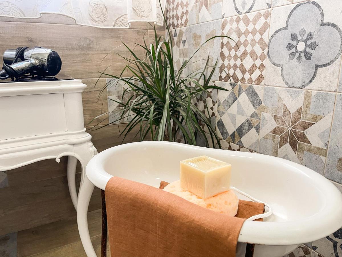 Al Politeama Rooms B&B 팔레르모 외부 사진