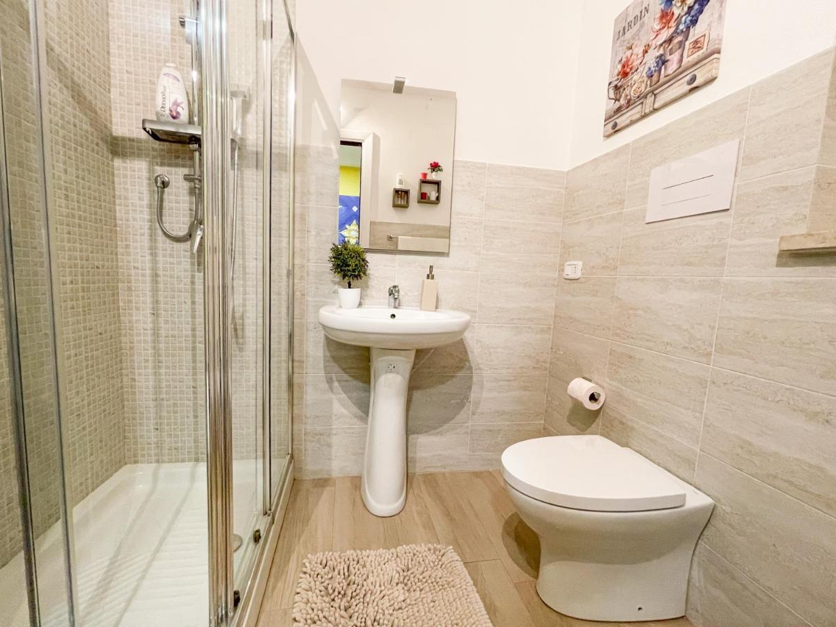 Al Politeama Rooms B&B 팔레르모 외부 사진